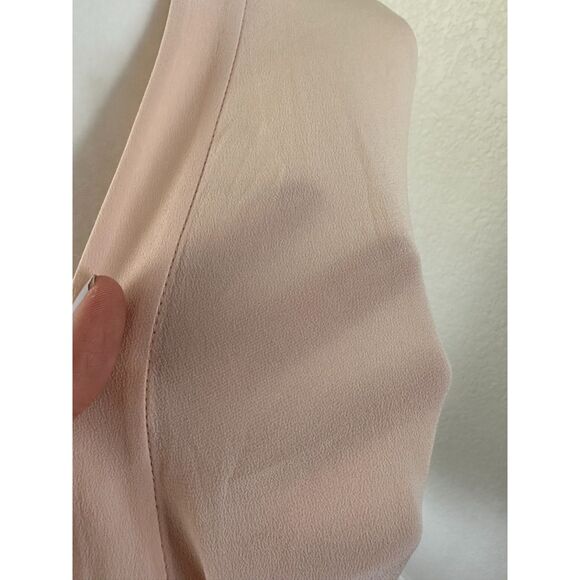 Vince Silk Light Pink Button Down V Neck Long Sleeve Top Size XS - Picture 6 of 8